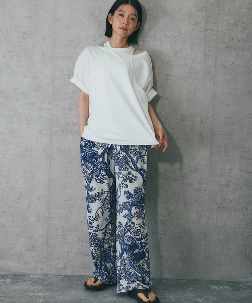 ANOTHER S(アナザーエス)の「綿天竺アシンメトリーTシャツ(Tシャツ/カットソー・レディース・グレー/ホワイト/ブラック/グリーン・FREE)」の6枚目の写真