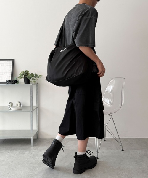 Dickies(ディッキーズ)の「∴WEGO/別注DickiesBIGショルダー(ショルダーバッグ・メンズ・その他1/ブラック・FREE)」の9枚目の写真