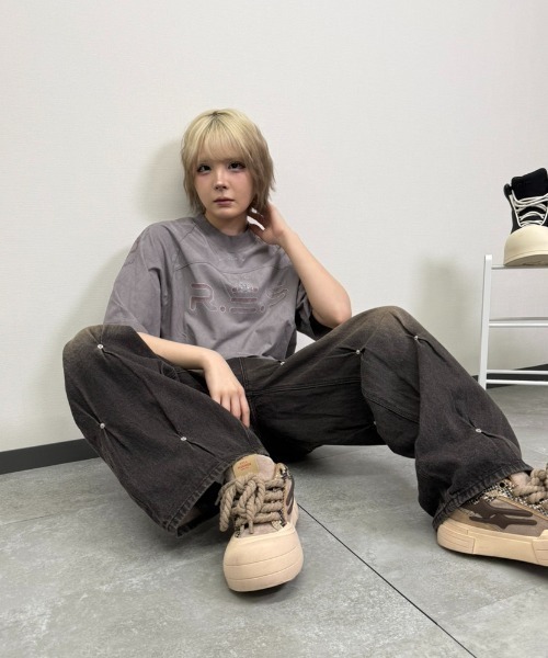 ATMARK(アットマーク)の「《ワンサイズ / UNISEX 》R.E.Sロゴ Tee Tシャツ(Tシャツ/カットソー・メンズ・グレー/カーキ・MEDIUM)」の10枚目の写真