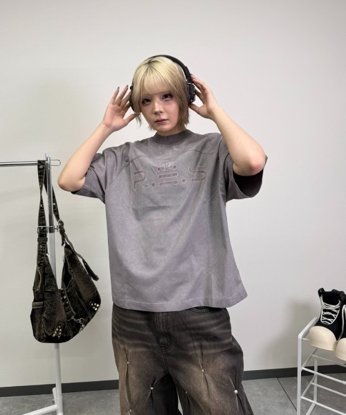 ATMARK(アットマーク)の「《ワンサイズ / UNISEX 》R.E.Sロゴ Tee Tシャツ(Tシャツ/カットソー・メンズ・グレー/カーキ・MEDIUM)」の15枚目の写真