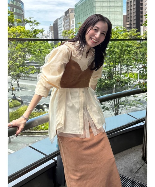 Ungrid（アングリッド）の「フェイクスウェードデザインビスチェ（キャミソール・レディース・ブラウン/チャコールグレー・FREE）」の16枚目の写真