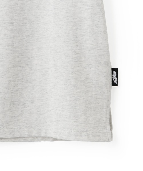 Chocomoo(チョコムー)の「【Chocomoo】VIS別注グラフィックロゴTシャツ(Tシャツ/カットソー・レディース・ホワイト系その他5/オフホワイト・FREE)」の4枚目の写真
