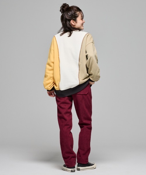 KRIFF MAYER Lady's Collection（クリフメイヤーレディースコレクション）の「【本体綿100％】リメイク風ざっくり裏毛スウェット（スウェット・レディース・グレー/カラフル/パープル/イエロー/ベージュ・LARGE/MEDIUM）」の11枚目の写真