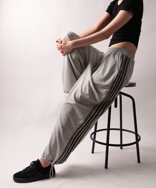 サイドラインレースワイドパンツ 1_sTNxTOk.webp