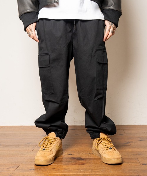 Subciety(サブサエティ)の「Easy tapered cargo pants(カーゴパンツ・メンズ・チャコールグレー/カーキ/ブラック・マルチサイズ)」の7枚目の写真