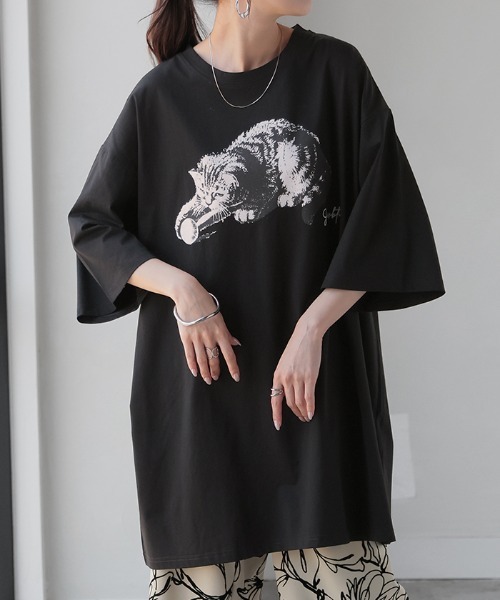 HUG.U(ハグユー)の「接触冷感 猫プリントTシャツ(Tシャツ/カットソー・レディース・ブラック/ライトグレー/ホワイト/パープル・FREE)」の19枚目の写真