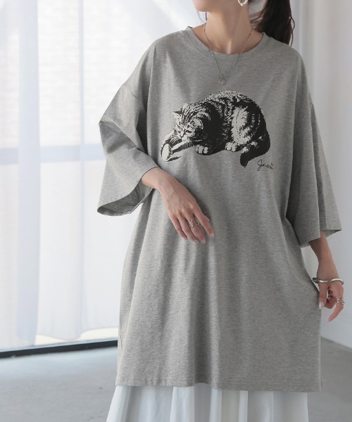 HUG.U(ハグユー)の「接触冷感 猫プリントTシャツ(Tシャツ/カットソー・レディース・ブラック/ライトグレー/ホワイト/パープル・FREE)」の22枚目の写真