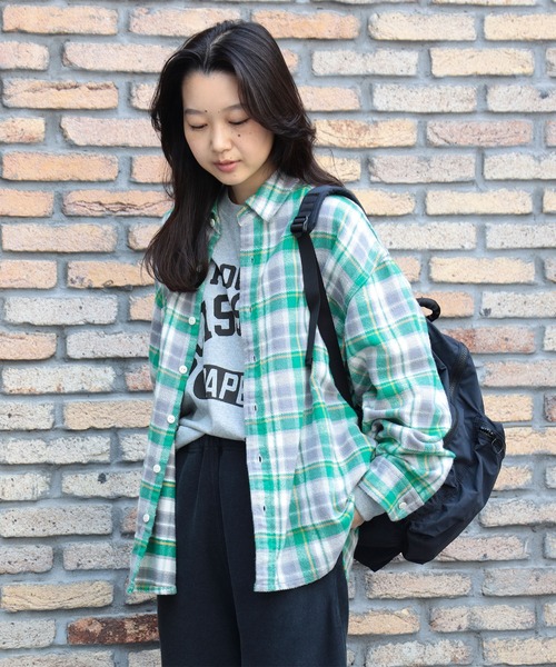 BEAMS BOY（ビームスボーイ）の「【2/5再値下げ】ワーク チェック シャツ（シャツ/ブラウス・レディース・グレー/アイボリー/ブルー・2/1）」の2枚目の写真