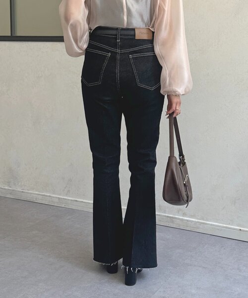 Thevon（ゼボン）の「セミフレアデニム（その他パンツ・レディース・ブラック/ブルー・S/M）」の6枚目の写真