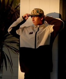 Rivvia PROJECTS（リヴィアプロジェクツ）の「【Rivvia PROJECTS】 BLUR 1/2 ZIP POLAR FLEECE（その他トップス）」