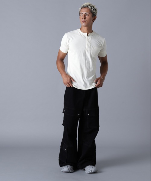 DANKE SCHON（ダンケシェーン）の「DankeSchon/ダンケシェーン/FLOCKY DENIM FLARE CARGO PANTS（デニムパンツ・メンズ・ブラック/ブラウン・S/M/L）」の5枚目の写真