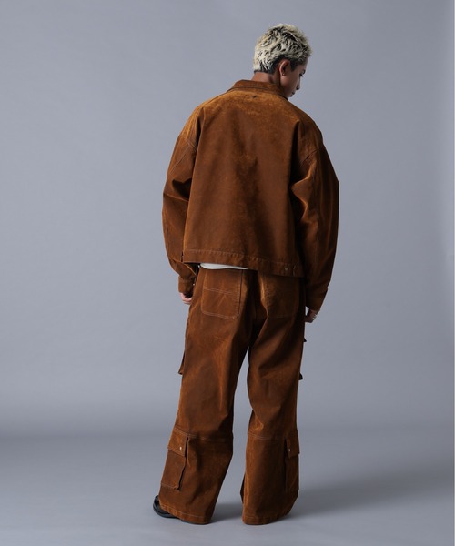 DANKE SCHON（ダンケシェーン）の「DankeSchon/ダンケシェーン/FLOCKY DENIM FLARE CARGO PANTS（デニムパンツ・メンズ・ブラック/ブラウン・S/M/L）」の19枚目の写真