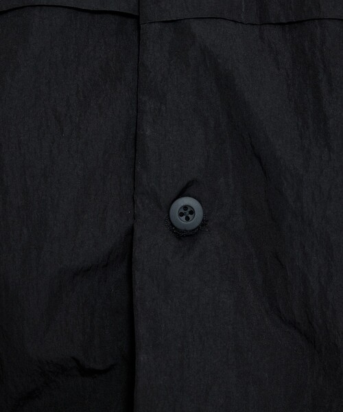 ABAHOUSE（アバハウス）の「【セットアップ対応】TUCK＆DARTS ワッシャーナイロン シャツブルゾン / ドルマンスリーブ（シャツ/ブラウス・メンズ・ブラック/ベージュ・46/48）」の10枚目の写真