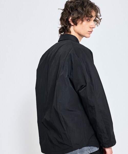 ABAHOUSE（アバハウス）の「【セットアップ対応】TUCK＆DARTS ワッシャーナイロン シャツブルゾン / ドルマンスリーブ（シャツ/ブラウス・メンズ・ブラック/ベージュ・46/48）」の15枚目の写真