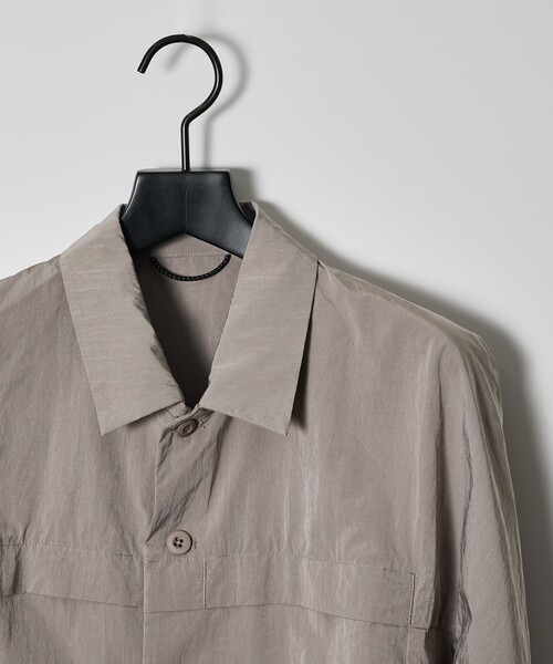 ABAHOUSE（アバハウス）の「【セットアップ対応】TUCK＆DARTS ワッシャーナイロン シャツブルゾン / ドルマンスリーブ（シャツ/ブラウス・メンズ・ブラック/ベージュ・46/48）」の22枚目の写真