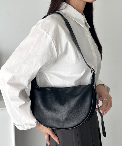 wears(ウェアーズ)の「PUコンパクトショルダーバッグ(ショルダーバッグ・レディース・ブラック/ブラウン・FREE)」の1枚目の写真