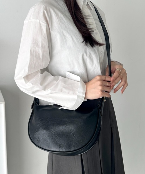 wears(ウェアーズ)の「PUコンパクトショルダーバッグ(ショルダーバッグ・レディース・ブラック/ブラウン・FREE)」の7枚目の写真