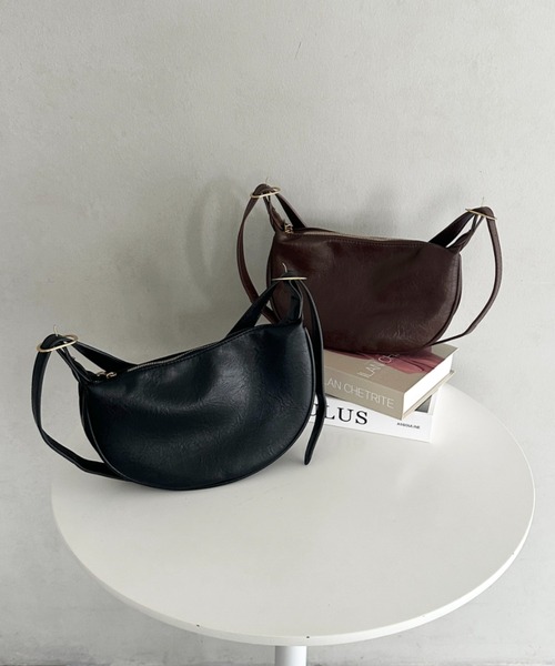 wears(ウェアーズ)の「PUコンパクトショルダーバッグ(ショルダーバッグ・レディース・ブラック/ブラウン・FREE)」の3枚目の写真