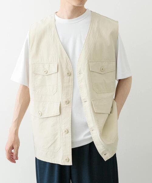 ITEMS URBANRESEARCH(アイテムズ アーバンリサーチ)の「マルチポケットVネックベスト(ベスト・メンズ・アイボリー/ベージュ・LARGE/MEDIUM)」の4枚目の写真