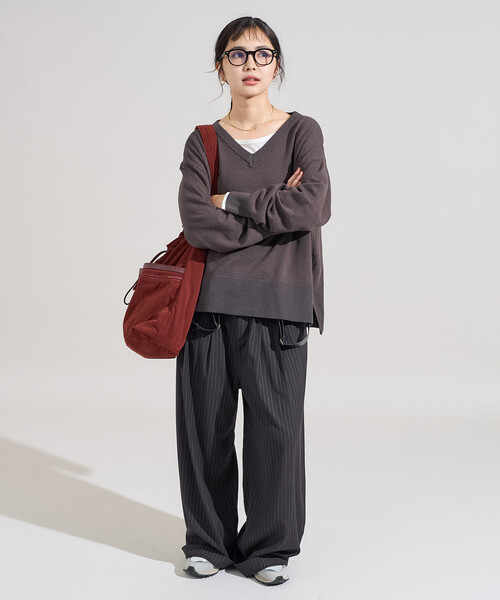 FREAK'S STORE(フリークスストア)の「<マシーンウォッシャブル>シルク入り Vネックニットプルオーバー セットアップ対応(ニット/セーター・レディース・オフホワイト/キャメル/チャコール・フリ-)」の9枚目の写真