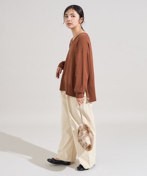 FREAK'S STORE(フリークスストア)の「<マシーンウォッシャブル>シルク入り Vネックニットプルオーバー セットアップ対応(ニット/セーター・レディース・オフホワイト/キャメル/チャコール・フリ-)」の21枚目の写真
