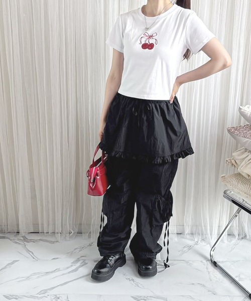 frunco（フランコ）の「【ZOZO限定】スカートレイヤーナイロンパンツ（その他パンツ・レディース・ブラック/グレー/ホワイト・FREE）」の13枚目の写真