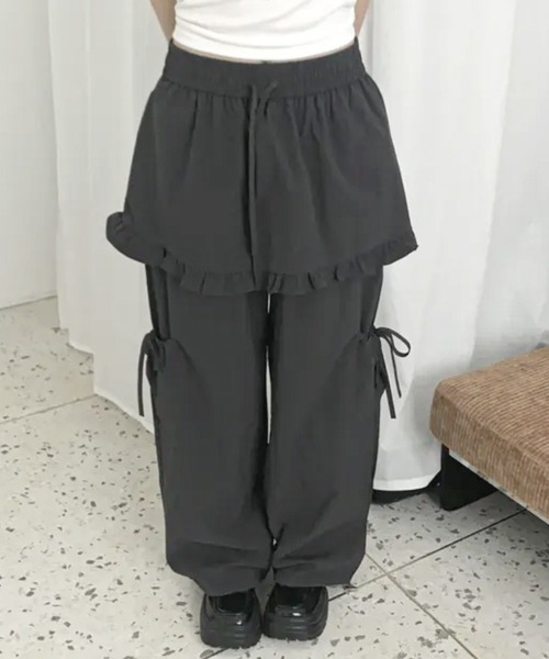 frunco（フランコ）の「【ZOZO限定】スカートレイヤーナイロンパンツ（その他パンツ・レディース・ブラック/グレー/ホワイト・FREE）」の5枚目の写真