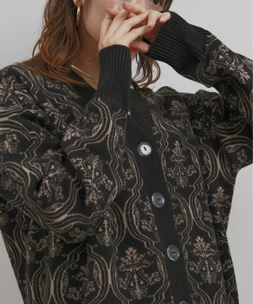 palm RICHE(ポームリシュ)の「アンティーククラシックジャガード柄カーデ(カーディガン/ボレロ・レディース・ベージュ/チャコールグレー/ブラック・M)」の1枚目の写真