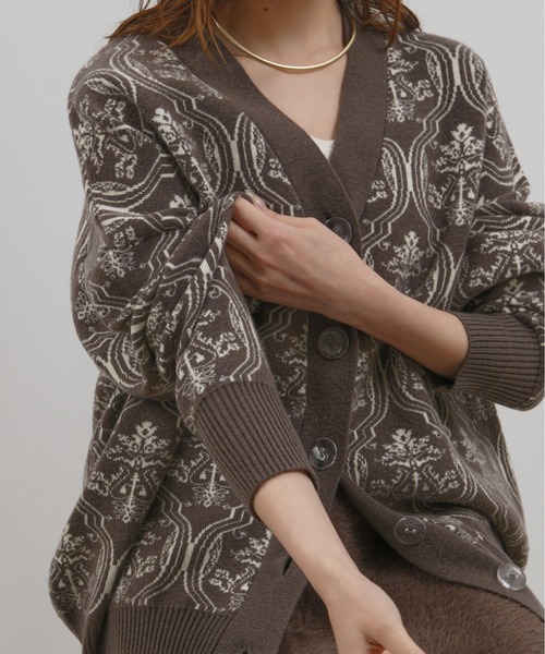 palm RICHE(ポームリシュ)の「アンティーククラシックジャガード柄カーデ(カーディガン/ボレロ・レディース・ベージュ/チャコールグレー/ブラック・M)」の7枚目の写真