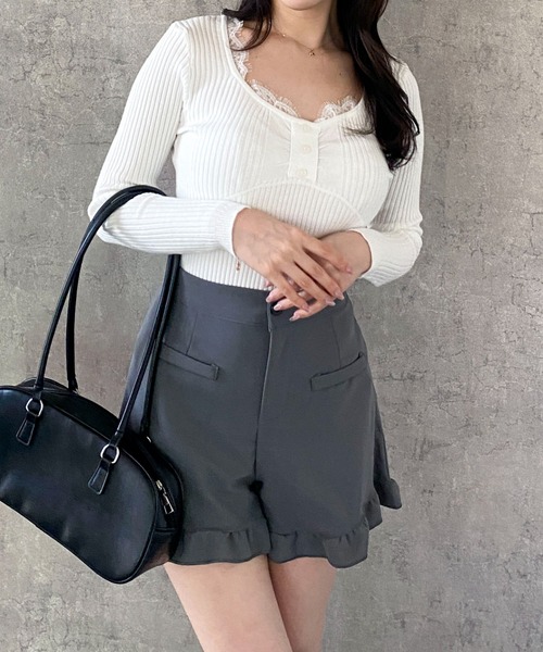 Mejoul（メジュール）の「【2025秋冬新作】レースVネックリブニットトップス　【華奢見え】（ニット/セーター・レディース・グレー/ホワイト/ブラック/アイボリー/グレー系その他・F）」の11枚目の写真