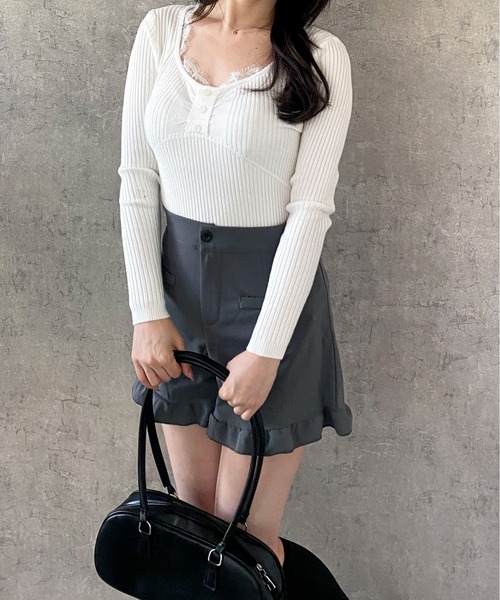 Mejoul（メジュール）の「【2025秋冬新作】レースVネックリブニットトップス　【華奢見え】（ニット/セーター・レディース・グレー/ホワイト/ブラック/アイボリー/グレー系その他・F）」の9枚目の写真