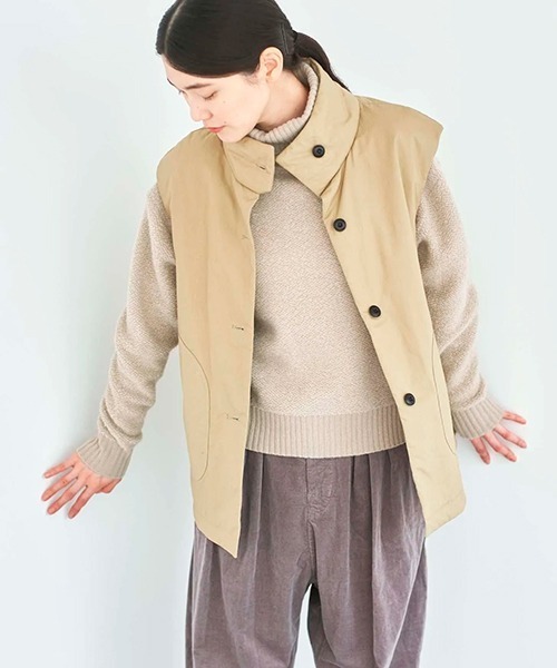 HAU(ハウ)の「ベスト filling(その他アウター・レディース・チャコールグレー/ベージュ・MEDIUM)」の11枚目の写真
