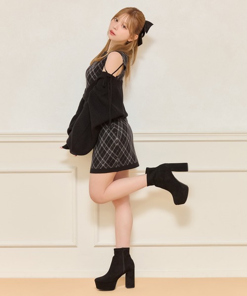 apres jour（アプレジュール）の「レイヤード風ニットワンピース