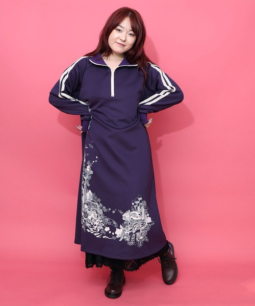 ScoLar（スカラー）の「153620：風景柄ハーフジップジャージワンピース