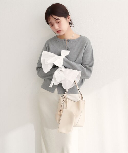 【新品タグ付き】袖口リボンクルーネックカーデ　カーディガン　ナチュ 袖口リボンクルーネックカーデ | natural couture(ナチュラル