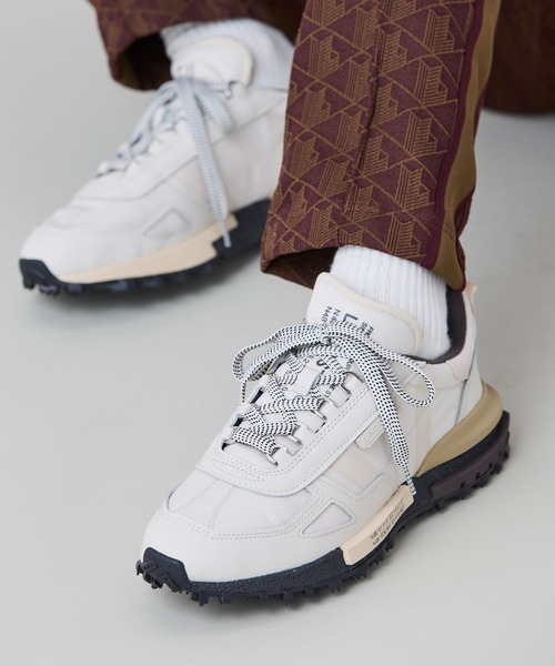 LACOSTE(ラコステ)の「メンズ ELITE ACTIVE 225 3 SMA(スニーカー・メンズ・オフホワイト・25.0cm/28.5cm/25.5cm/26.0cm/27.0cm/26.5cm/28.0cm)」の7枚目の写真