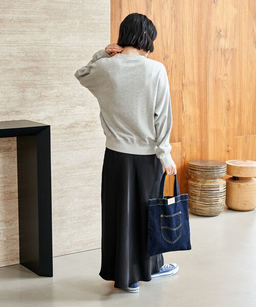 FREAK'S STORE(フリークスストア)の「Lee × FREAK'S STORE/リー 別注 ワンポイント刺繍スウェット(スウェット・レディース・チャコール/グレー/ブラウン・フリ-)」の7枚目の写真