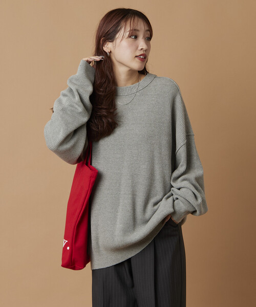 FREAK'S STORE(フリークスストア)の「限定展開 リラックスフィット 片畦リンキング クルーネック ニット(ニット/セーター・メンズ・チャコールグレー/ブラック/ブラウン/レッド/グレー/グリーン・MEDIUM/LARGE)」の3枚目の写真