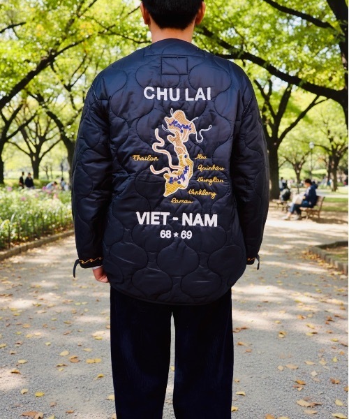HOUSTON(ヒューストン)の「HOUSTON / EMBROIDERY M-65 LINER M-65 ベトジャンライナー / 51513(ミリタリージャケット・メンズ・ブラック/オリーブ・MEDIUM/SMALL)」の12枚目の写真