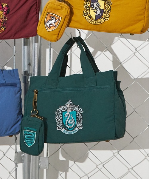 SALON de RUBAN（サロンドルヴァン）の「【SALON de RUBAN / サロン ド ルヴァン】 ハリーポッター 2wayランチトート（ハンドバッグ・レディース・マスタード/ブルー/レッド/グリーン・FREE）」の2枚目の写真