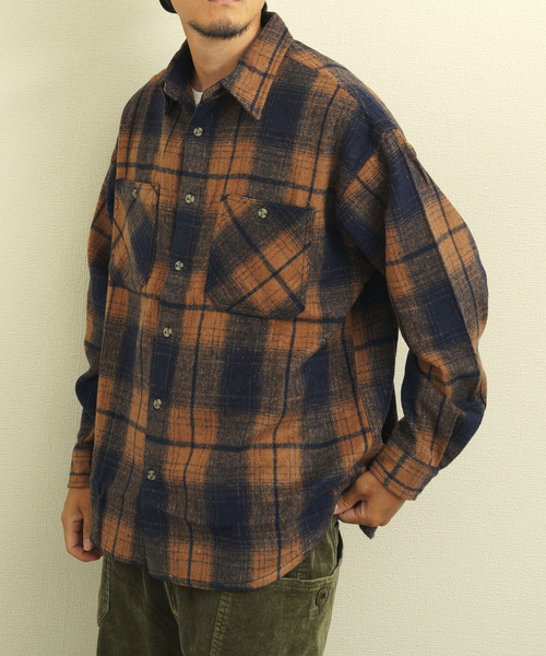 ZIP FIVE(ジップファイブ)の「オンブレ チェックネルシャツ(シャツ/ブラウス・メンズ・ベージュ/レッド/ネイビー系・MEDIUM/LARGE/X-LARGE)」の1枚目の写真