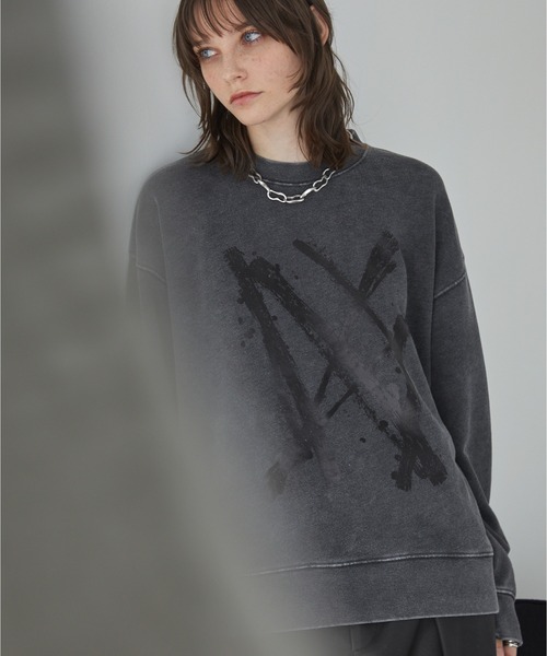 Spielio(シュピーリオ)の「【Spielio】Cracked foil sweatshirt / クラック箔スウェットプルオーバー(スウェット・メンズ・ブラック/ネイビー・L/M/S)」の8枚目の写真
