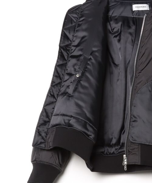 DISCOVERED(ディスカバード)の「DEVILS EAR HOODIE DOWN MA-1(MA-1・メンズ・カーキ/ブラック・SMALL/LARGE)」の20枚目の写真