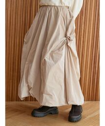 emmi | 【ONLINE限定カラー】ツイストバルーンスカート(スカート)