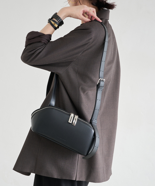 ADD CULUMN FIGRE BODY ボディーバッグ　ショルダーバッグ　黒 ADDCULUMN/アドカラム FIGRE BODYBAG（ショルダーバッグ）｜ADD