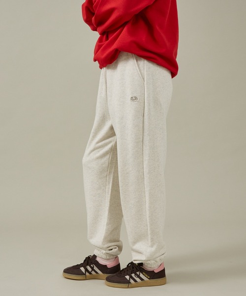 FRUIT OF THE LOOM(フルーツオブザルーム)の「【FRUIT OF THE LOOM】BASIC SWEAT PANT/CLASSIC/ユニセックス【WEB限定】(スウェットパンツ・メンズ・アイボリー/ブラック/ライトグレー/ネイビー・S/M/L/XL)」の2枚目の写真