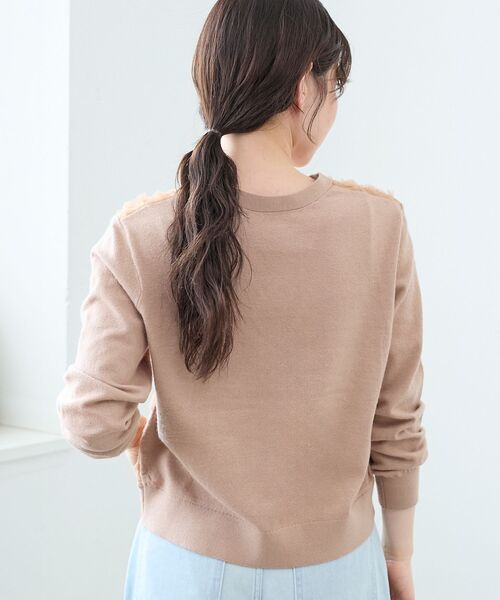 le.coeur blanc（ルクールブラン）の「《手洗い可能》フラワーチュール刺繍Vネックカーディガン（カーディガン/ボレロ・レディース・アイボリー/ピンクベージュ/グレー/ブラック・38）」の9枚目の写真