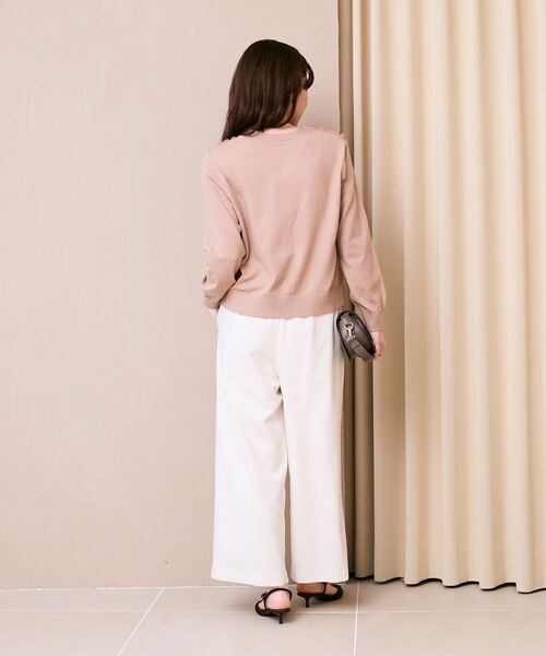 le.coeur blanc（ルクールブラン）の「《手洗い可能》フラワーチュール刺繍Vネックカーディガン（カーディガン/ボレロ・レディース・アイボリー/ピンクベージュ/グレー/ブラック・38）」の18枚目の写真