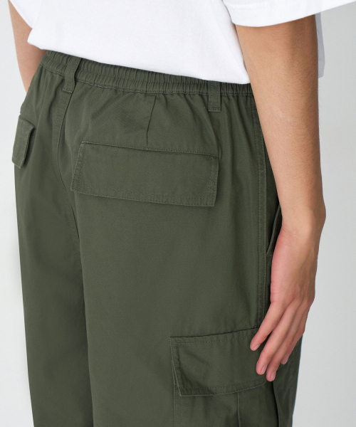 MUSINSA STANDARD（ムシンサスタンダード）の「コットンパラシュートバンディングカーゴパンツ[カーキ]（その他パンツ・メンズ・その他・38/40/42/26/28/30/32/34/36）」の7枚目の写真