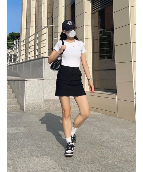 MUSINSA STANDARD WOMAN（ムシンサスタンダードウーマン）の「ウィメンズリブスリムフィットTシャツ[ホワイト]（Tシャツ/カットソー・レディース・その他・SMALL/MEDIUM/LARGE/X-SMALL）」の11枚目の写真